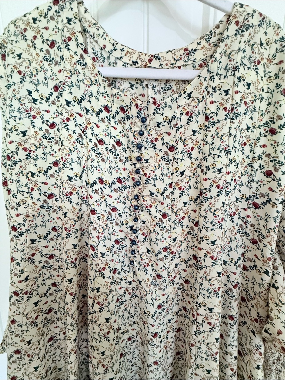 Modest Cream Floral Maxi Dress with Button-Front Detail never worn size large